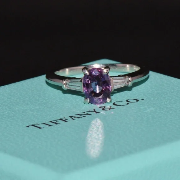 TIFFANY & CO. GIA CERTIFIED NATURAL 1.36CTS DIAMOND SAPPHIRE PLATINUM RING - Picture 2 of 15
